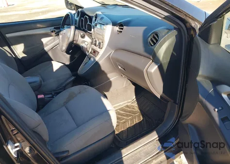 2009 Toyota Matrix S z USA, uszkodzony, nr VIN 2T1KE40E89C014499